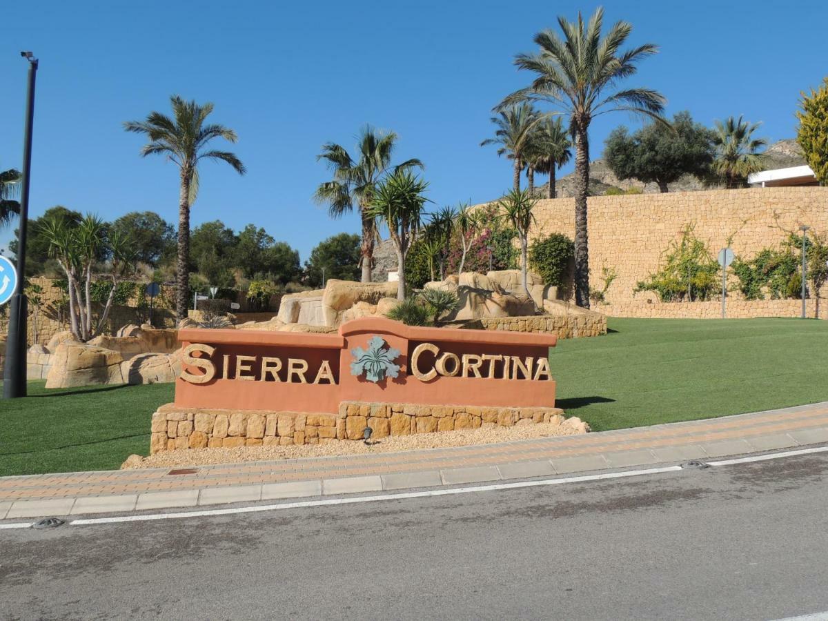 Sierra Cortina Resort Финестрат Экстерьер фото